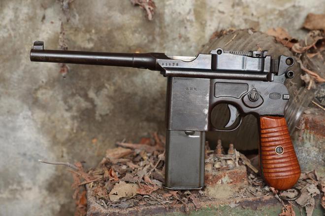 96的速射型 M712是最早的冲锋手枪新葡京1分钟高达900发 它是毛瑟C(图3)